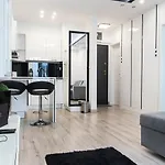 דירה Stylish Centre