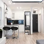 Stylish Centre *
