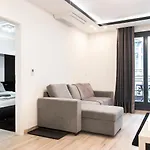 Stylish Centre דירה *