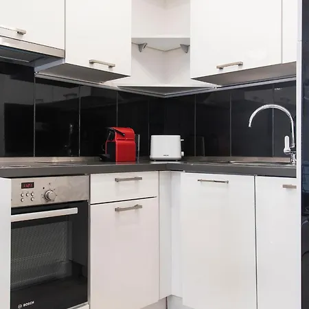 Stylish Centre